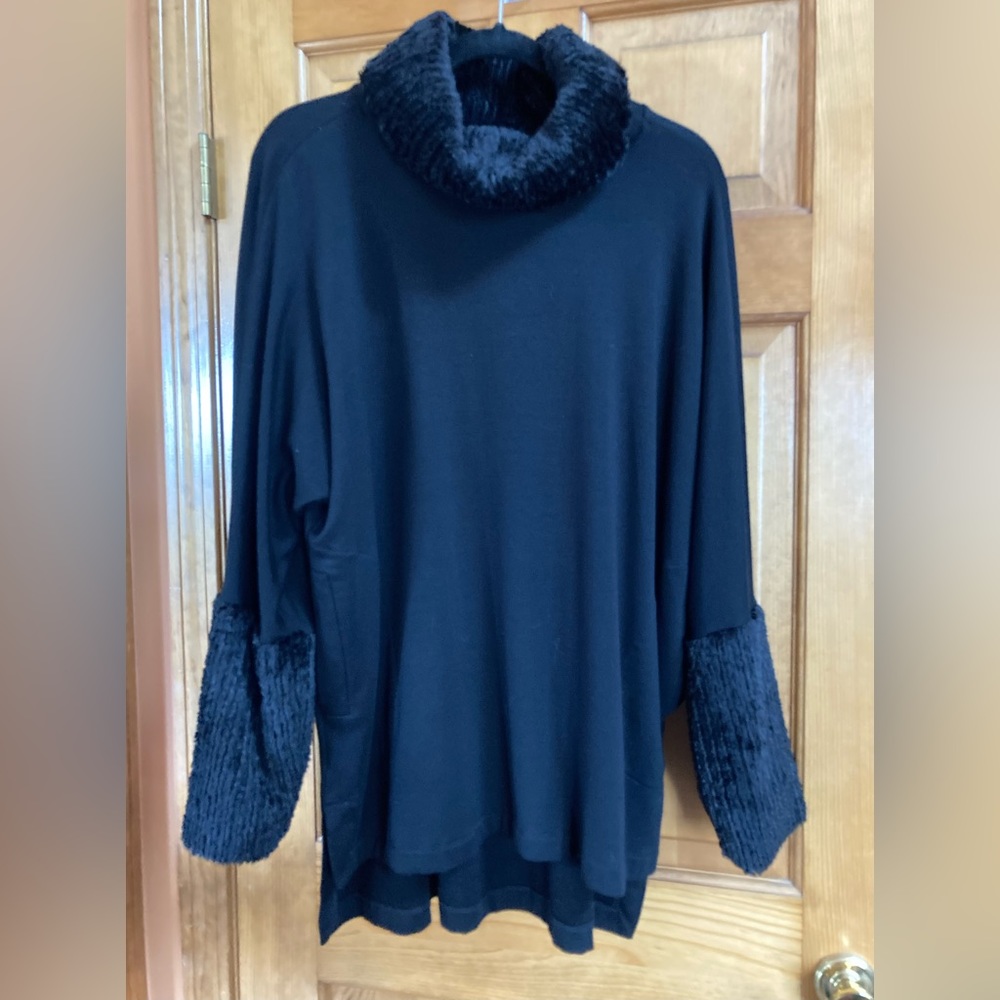 $15 LAST CALL BEFORE DONATING Saks Fifth Avenue long black tunic